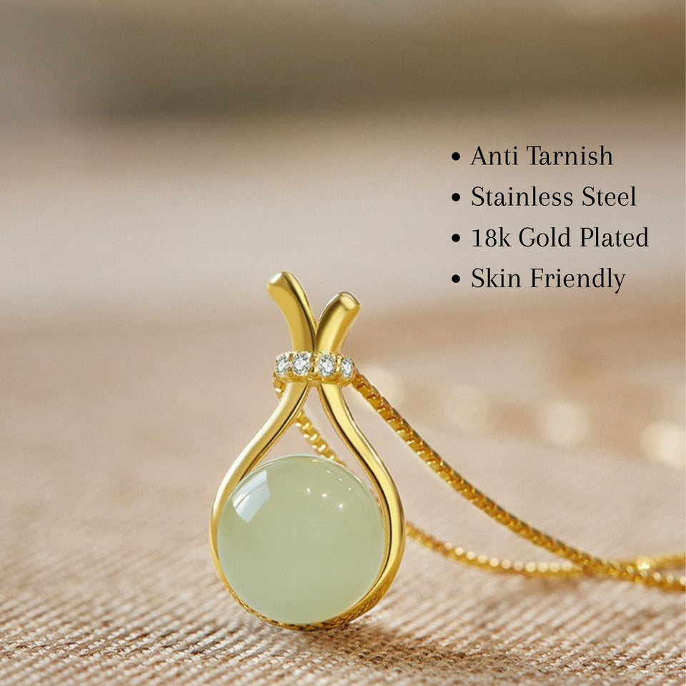 Lucky Potli Pendant Necklace (Green/White)