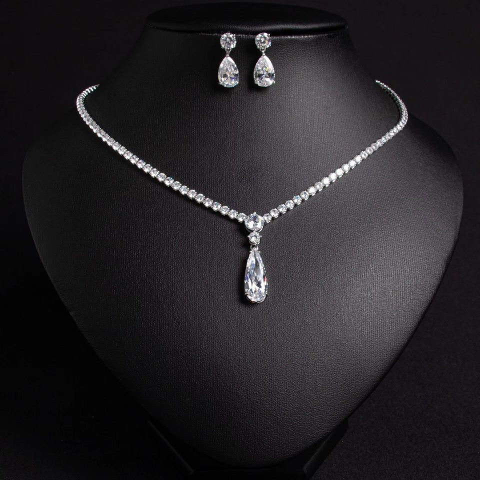 Classic Crystal Drop Shape Necklace Set with Drop Earrings – Elegant Fashion Jewelry for Women
